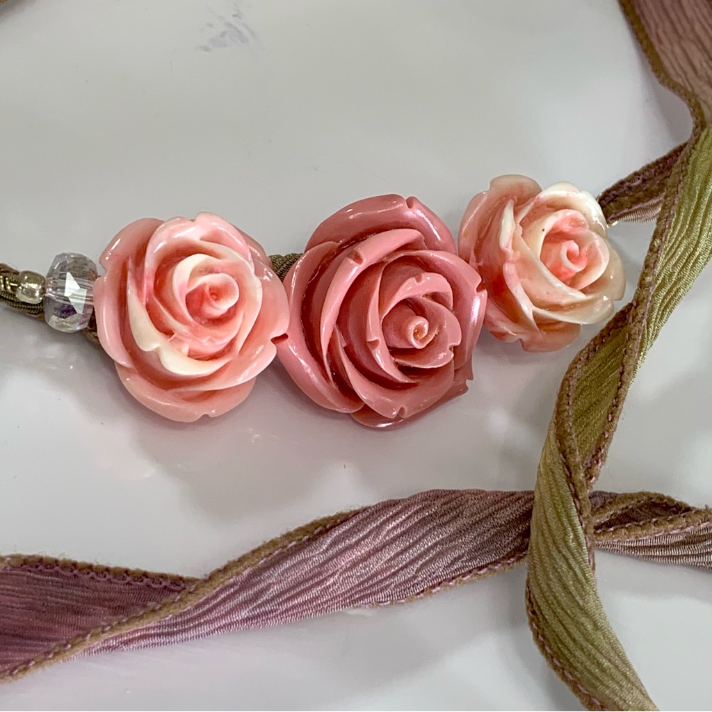 Vintage Tri-Rose & Crystal Choker Necklace